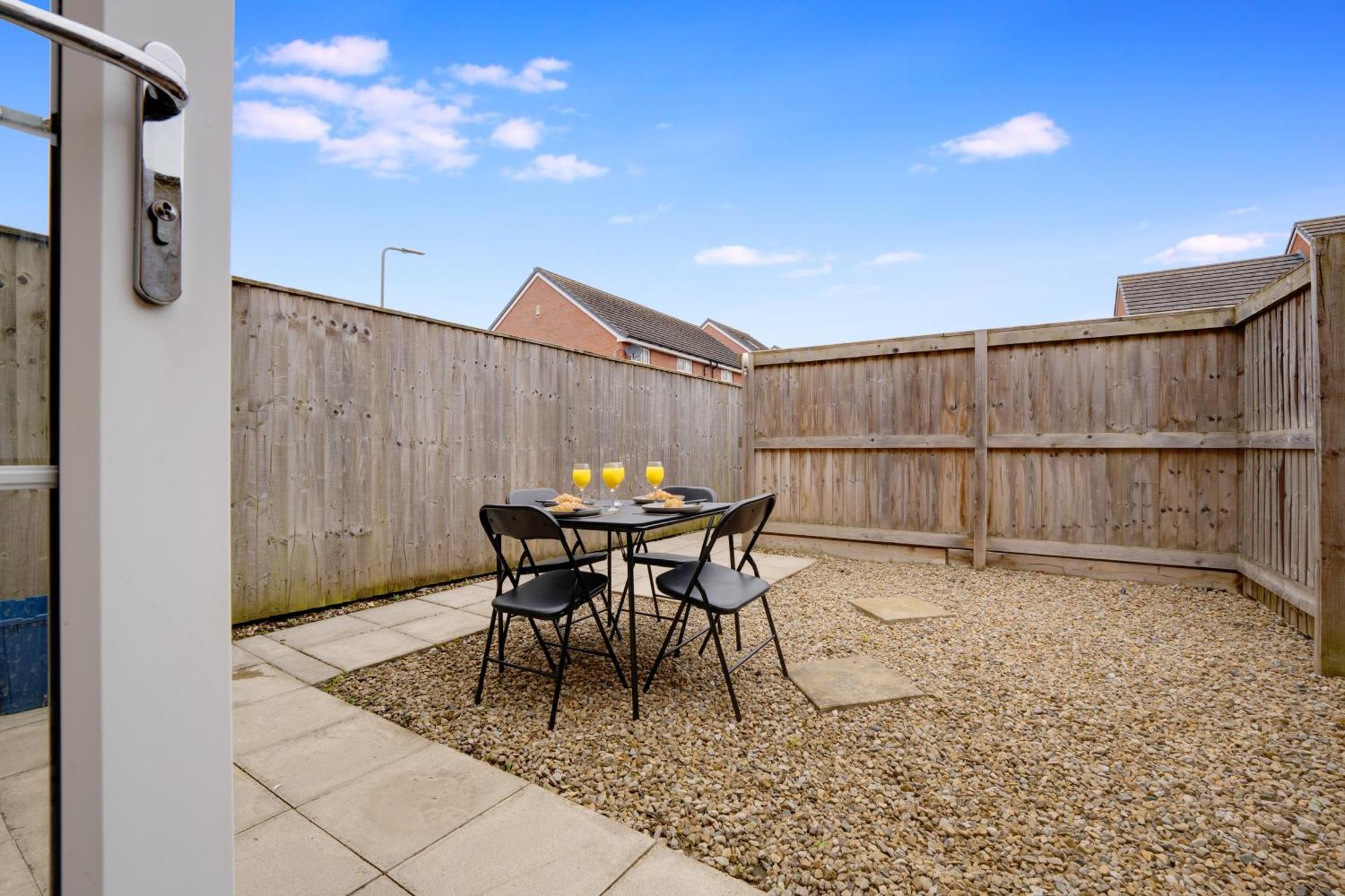 New! Charming 2-bed In Nevis Walk, Sleeps 4! Stockton-on-Tees